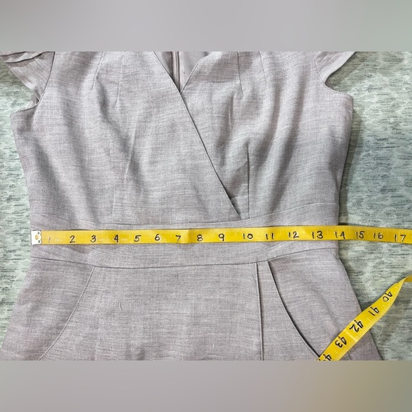 🛍️ANTONIO MELANI Light‎ khaki cap sleeve sheath dress size 4. - Picture 12 of 13